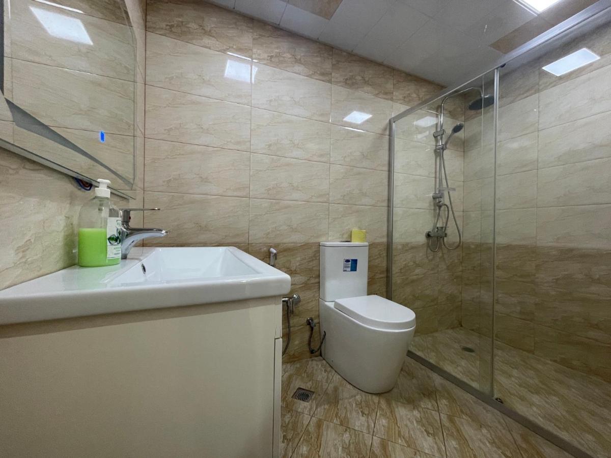 Lux Apartment Баку Экстерьер фото